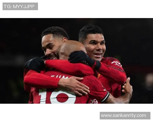 卡塞米罗的辉煌之路：从巴西足球新星到欧洲顶级中场的蜕变与成就